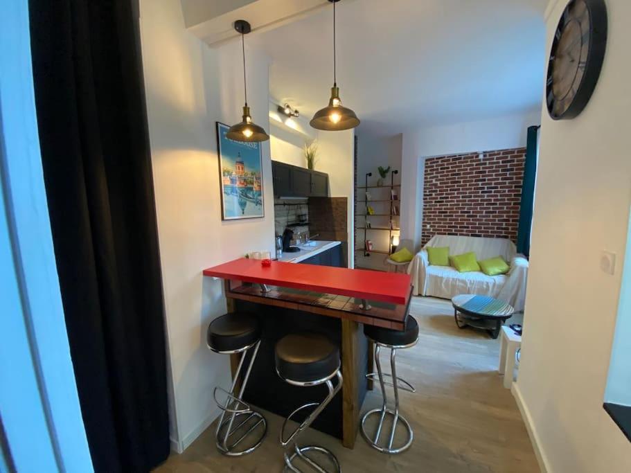 Apartamento Le Nid D'Orient Entre Matabiau Et Capitole Parking Toulouse Exterior foto